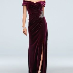 Alex Evenings Velvet Off the Shoulder Gown - Wine/Purple Size 8
